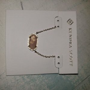 Kendra Scott necklace